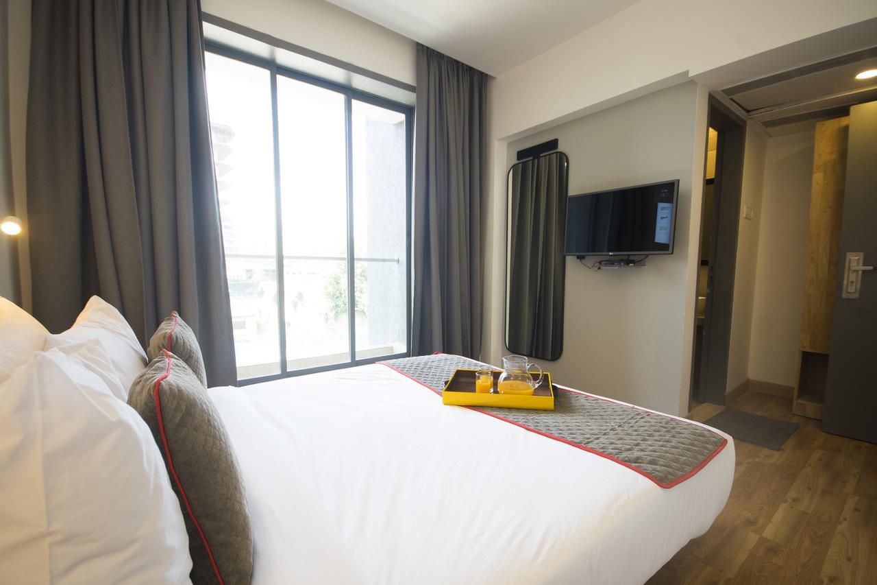 Oyo Townhouse 16 International Airport Hotel Mumbai Ngoại thất bức ảnh