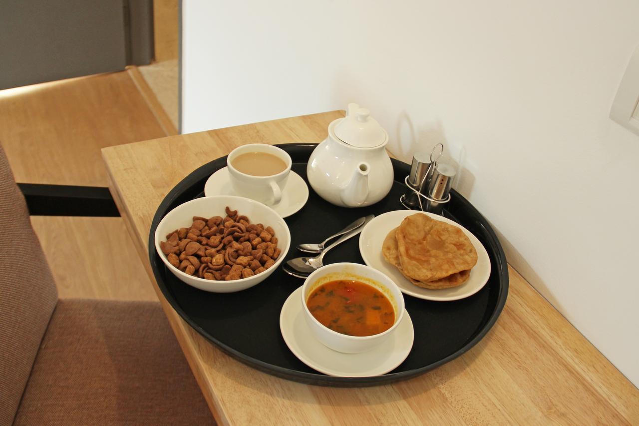 Oyo Townhouse 16 International Airport Hotel Mumbai Ngoại thất bức ảnh