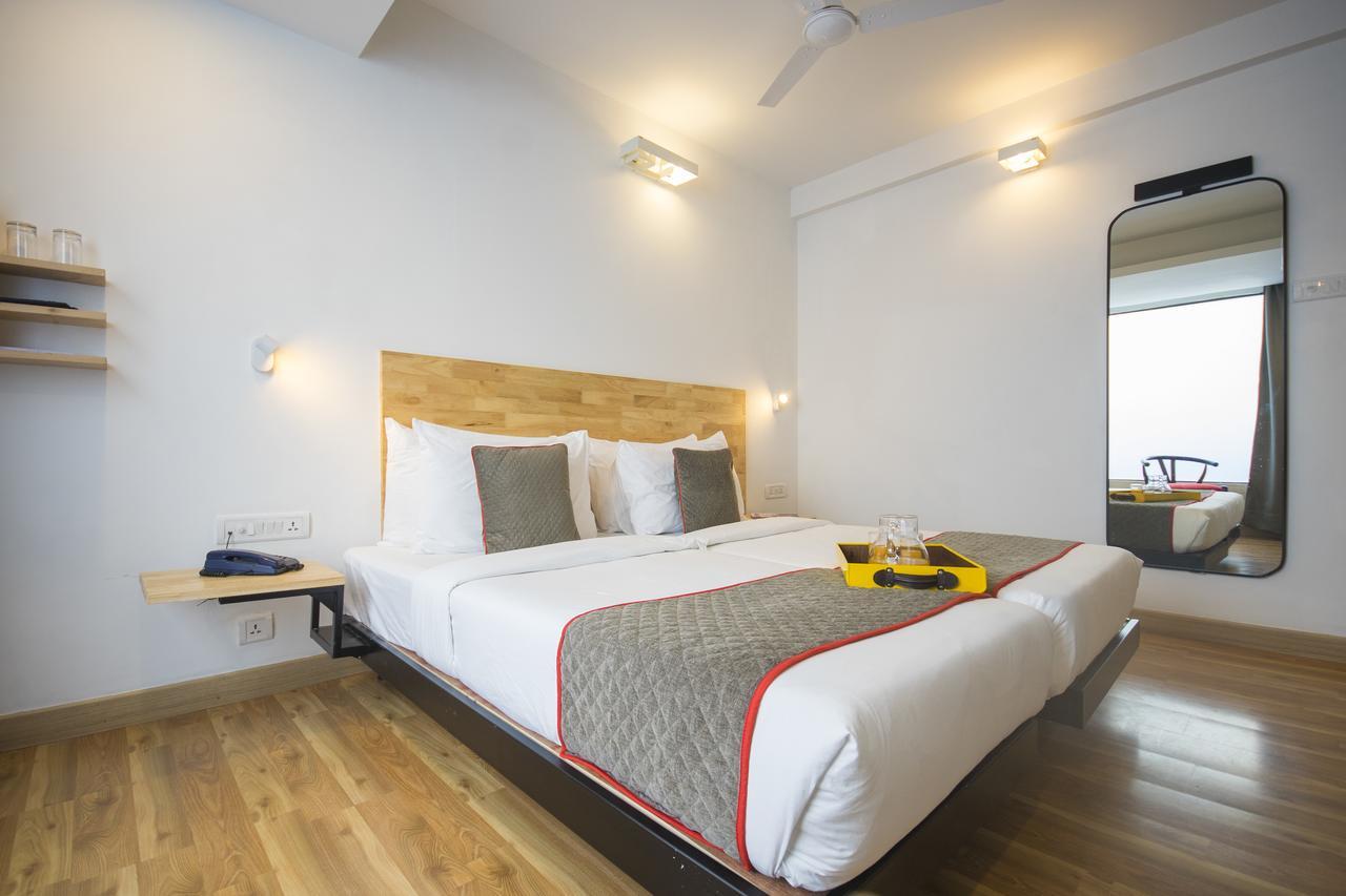Oyo Townhouse 16 International Airport Hotel Mumbai Ngoại thất bức ảnh